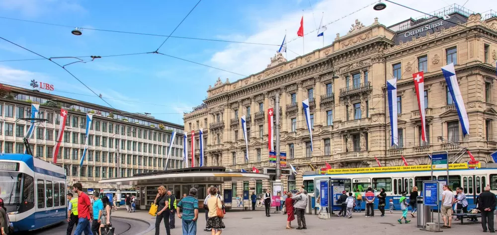 fluechtlinge-bank-konto-schweiz