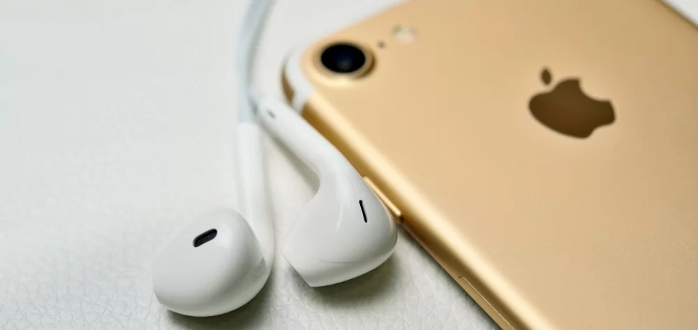 iphone samsung survey switzerland