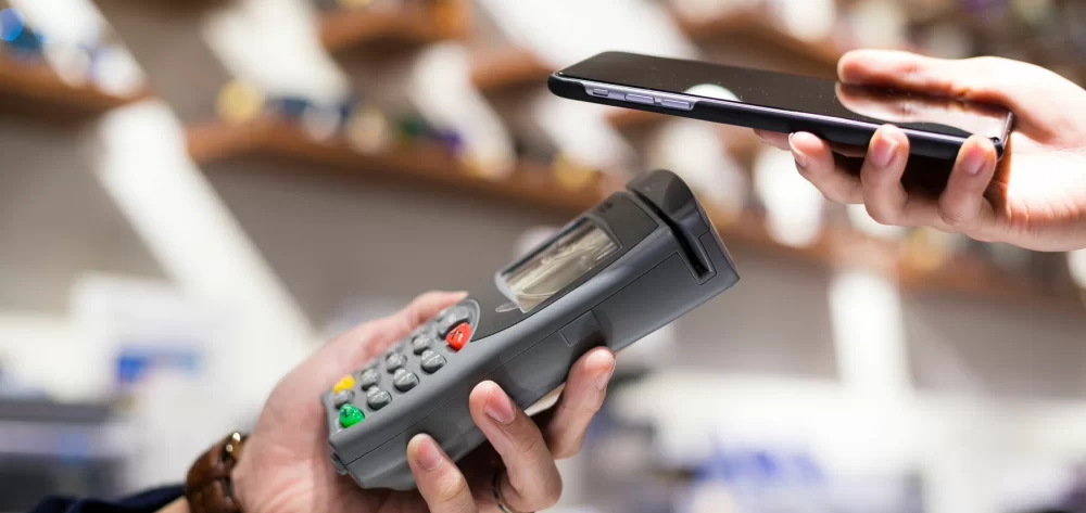 kontaktloses bezahlen nfc rfid kreditkarten mobile payments
